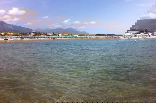 Foto 33 - Cosy and Comfortable Apartment in Marina di Massa, Near the Beach