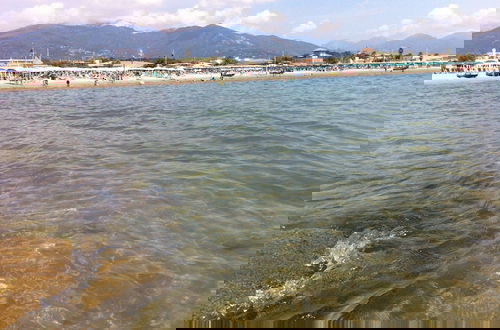 Foto 35 - Cosy and Comfortable Apartment in Marina di Massa, Near the Beach