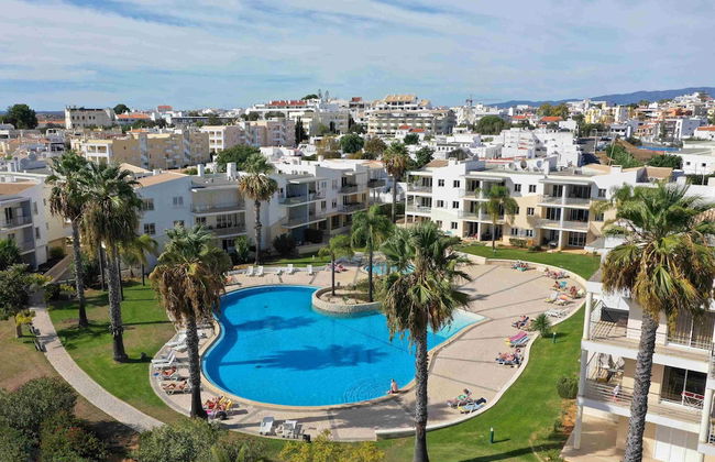Portugal Rentals Vila da Praia Apartments - Foto 1