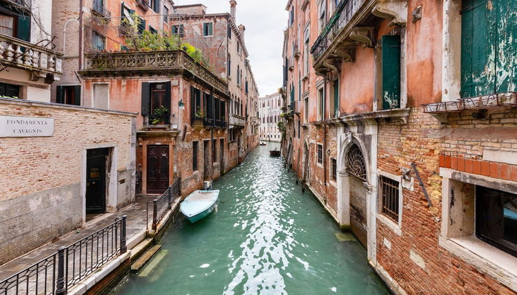 Photo 1 - Venice Castello Elegant Apartment