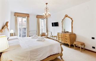 Photo 3 - Venice Castello Elegant Apartment