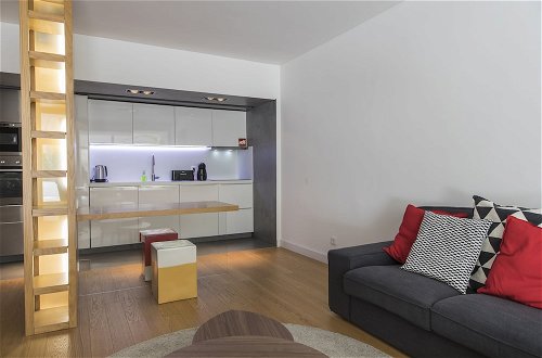 Photo 15 - Marques de Pombal Trendy Apartment