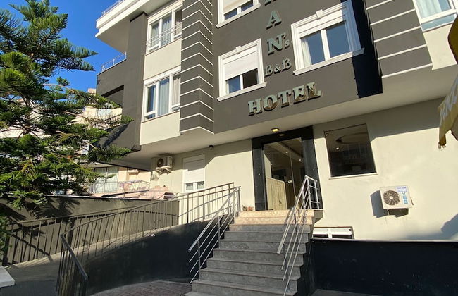 Khan's Hotel - Photo 24
