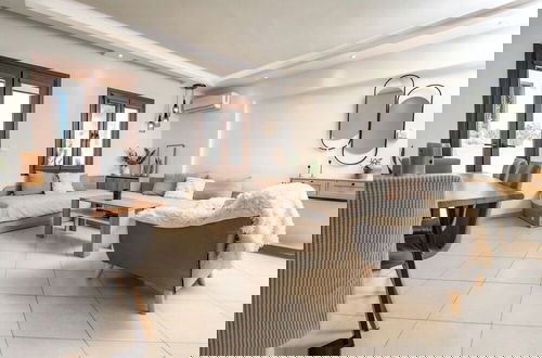 Foto 38 - Naxos Chora Modern Dream w Patio Jacuzzi