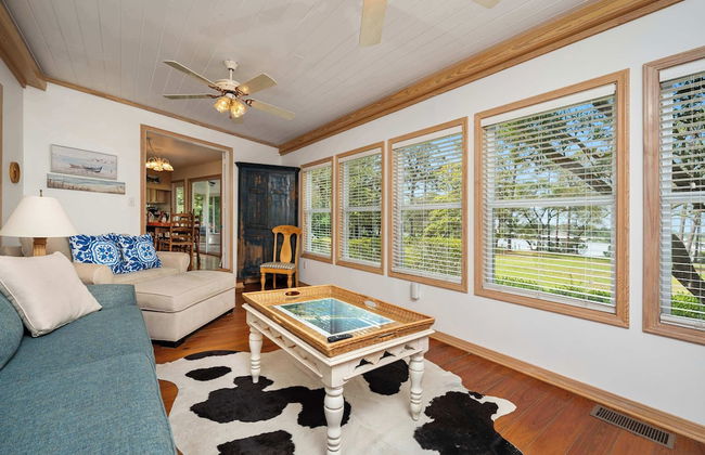 Secluded Waterfront Retreat for 23 Dock, Pets OK - Foto 15
