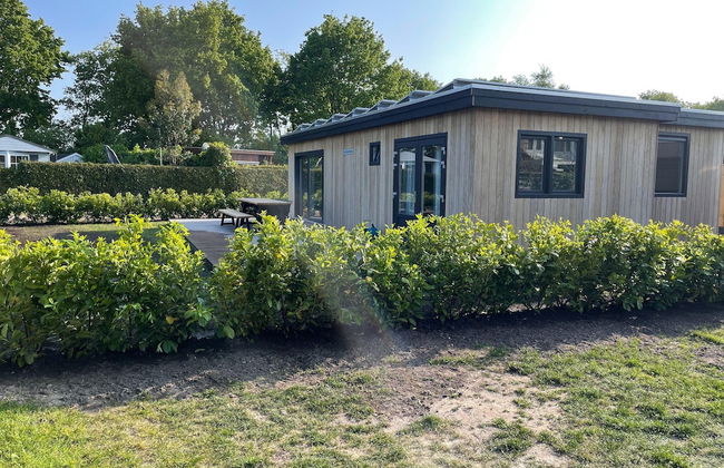 Chalet by Water in Idskenhuizen Recreation Park - Photo 25