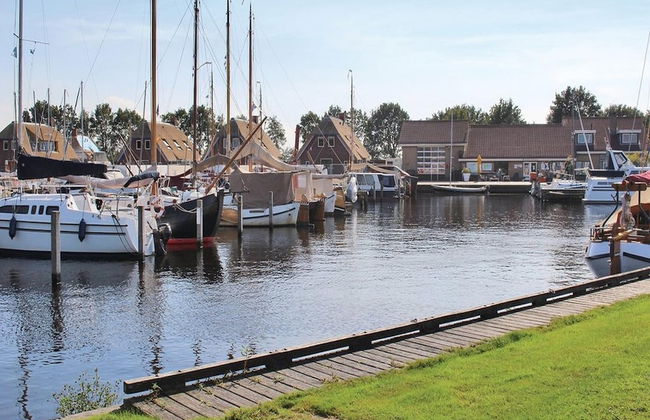 Chalet by Water in Idskenhuizen Recreation Park - Foto 30