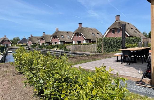 Chalet by Water in Idskenhuizen Recreation Park - Foto 26