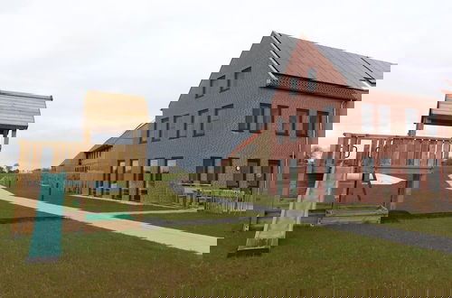 Photo 31 - Spacious Familyhome Near the Water