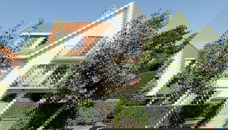 Foto 1 - Apartment in De Haan With Terrace and Garden
