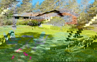 Foto 1 - 5 Person Holiday Home in Gunnebo