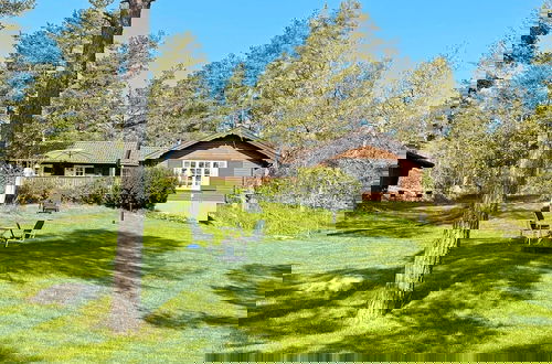 Foto 26 - 5 Person Holiday Home in Gunnebo