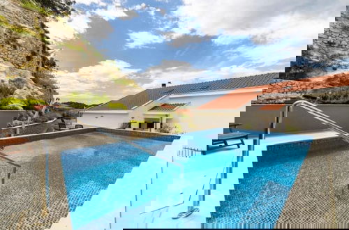 Foto 16 - Vedran - With Beautiful Lake View and Private Pool - H
