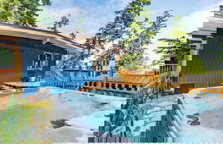 Foto 3 - Mid-century Beach Cabin by Avantstay Walk to Beach