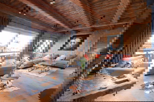 Photo 12 - Spacious Chalet With Indoor Pool