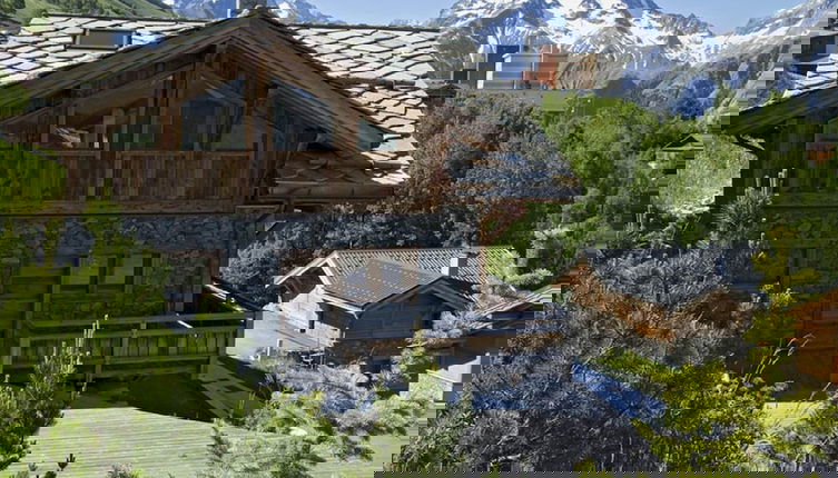 Foto 1 - Spacious Chalet With Indoor Pool