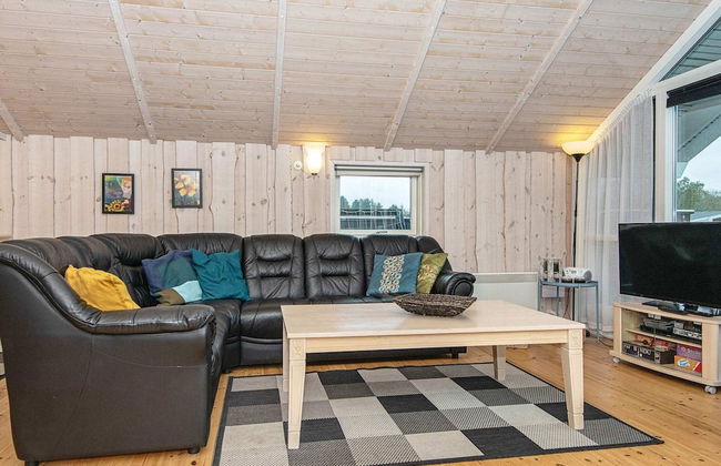 8 Person Holiday Home in Ansager - Foto 22