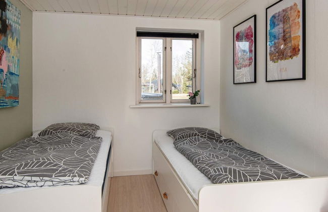 6 Person Holiday Home in Logstor - Foto 3