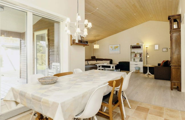 6 Person Holiday Home in Nysted - Foto 10