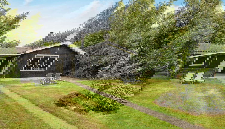 Foto 1 - 7 Person Holiday Home in Vaeggerlose