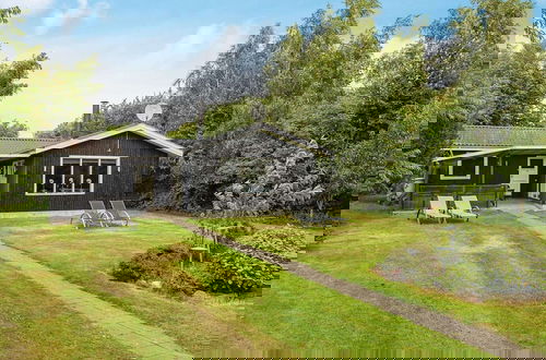 Foto 1 - 7 Person Holiday Home in Vaeggerlose