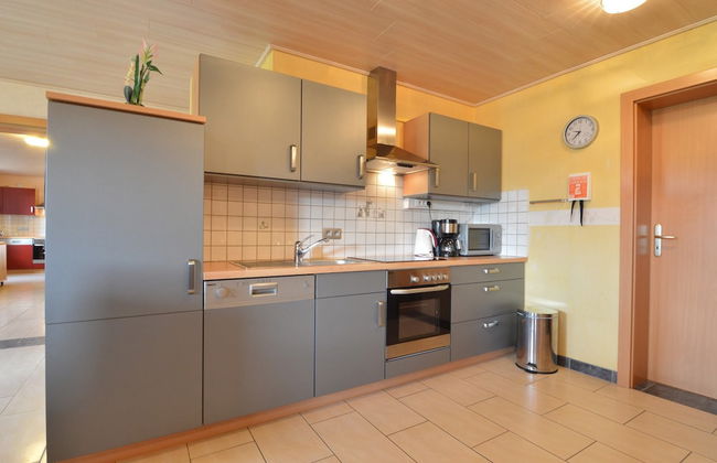 Comfy Holiday Home in Burg Reuland With Sauna, Terrace, BBQ - Foto 35