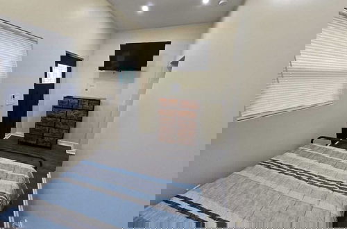 Photo 16 - G.O.G Building