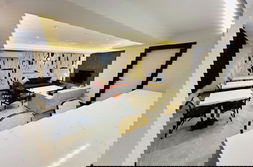 Foto 2 - Rose Point Residence