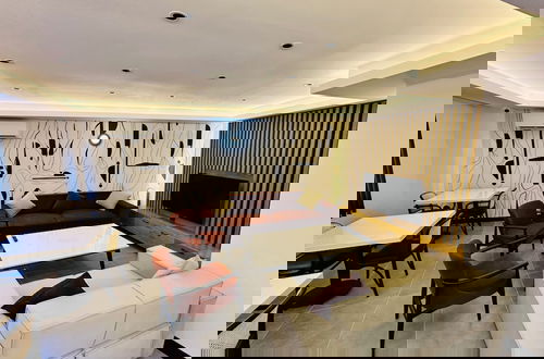 Foto 11 - Rose Point Residence