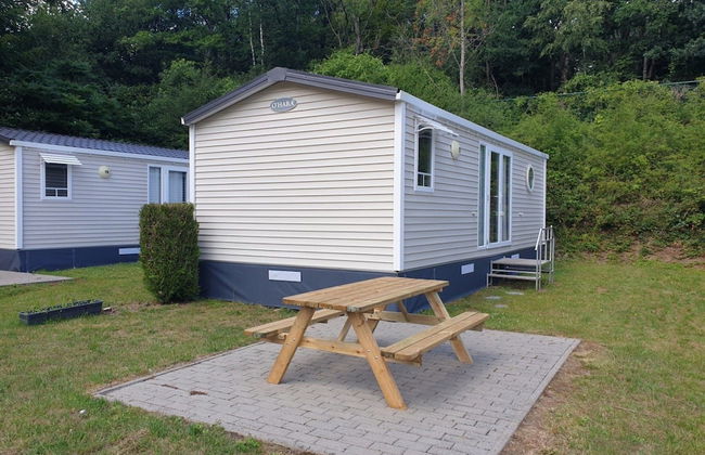 Chalet in Olloy-sur-viroin With Patio - Foto 11