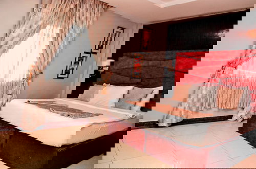 Photo 3 - Danag Apartments