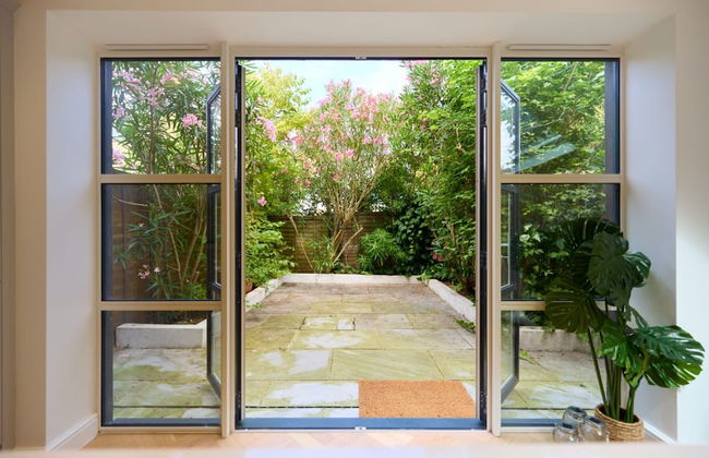 The Shepherd s Bush Wonder - Trendy 4bdr Home With Garden Terrace - Foto 10