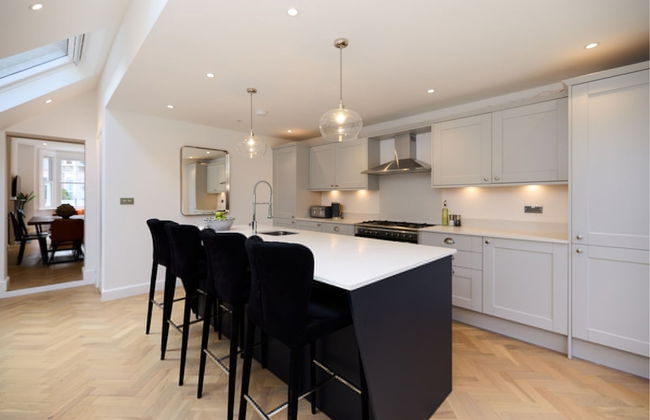 The Shepherd s Bush Wonder - Trendy 4bdr Home With Garden Terrace - Foto 14