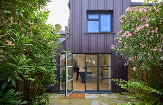 The Shepherd s Bush Wonder - Trendy 4bdr Home With Garden Terrace - Foto 36