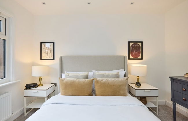 The Shepherd s Bush Wonder - Trendy 4bdr Home With Garden Terrace - Foto 20