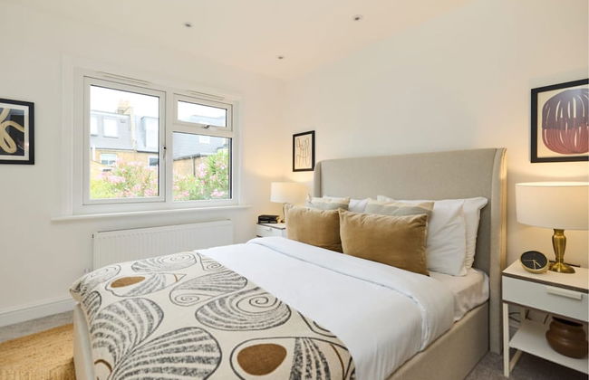The Shepherd s Bush Wonder - Trendy 4bdr Home With Garden Terrace - Foto 6
