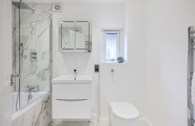 The Shepherd s Bush Wonder - Trendy 4bdr Home With Garden Terrace - Foto 29