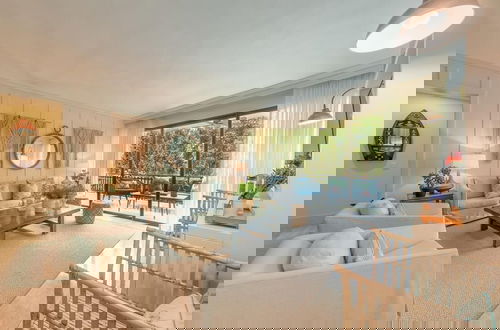 Photo 2 - Modern Apartment With Lake View in El Portillo QB