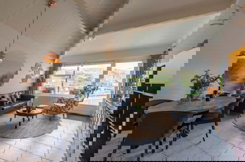 Photo 6 - Stylish Apartment With Balcony