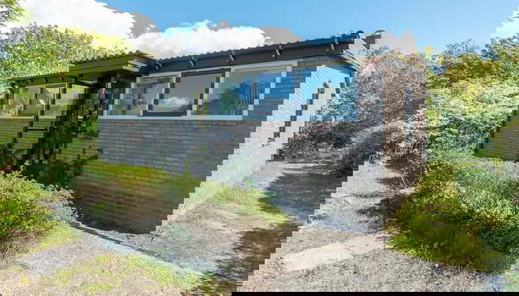 Foto 1 - Modern Home With Garden
