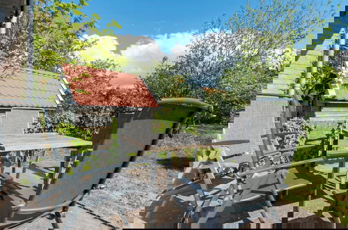 Foto 10 - Modern Home With Garden