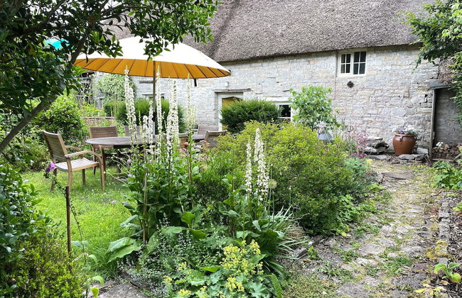 15th Century 3 Bedroom Cottage & Delightful Garden - Foto 17