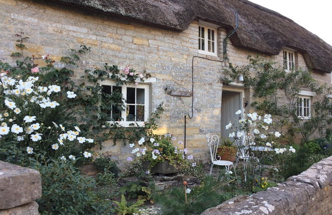 15th Century 3 Bedroom Cottage & Delightful Garden - Foto 1