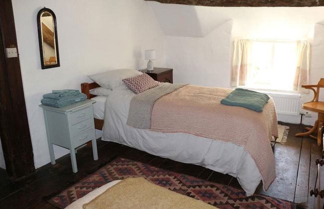 15th Century 3 Bedroom Cottage & Delightful Garden - Foto 7
