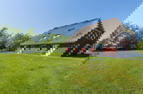 Foto 26 - Luxury Villa With six Bathrooms, Located in a National Park