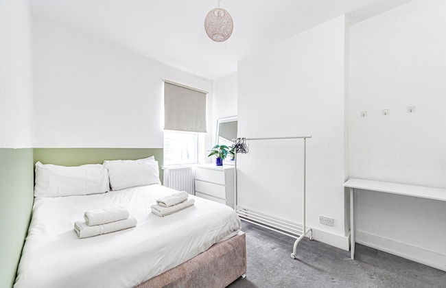 Spacious & Chic 3bed House in London - Foto 11
