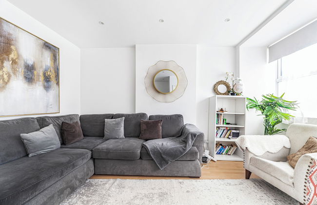 Spacious & Chic 3bed House in London - Foto 1