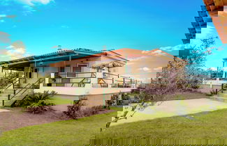 Photo 1 - Elysium Countryside House Jacuzzi - Doune