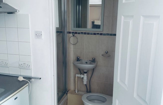 Cozy Studio Retreat in Mitcham - Foto 9