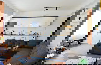 Foto 2 - Modern Flat With Sea View 10 min to Lara Beach